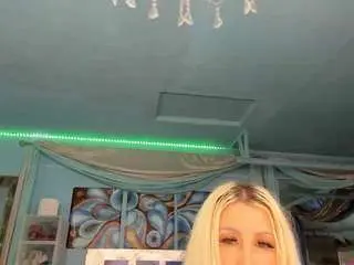 Camsoda Live Sex of adrianna777