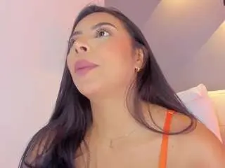 Camsoda Nude Webcam of elisa-castrillon