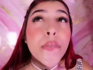Camsoda Free Live Porn of scarleett-jones