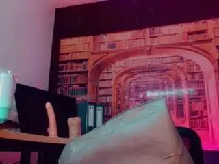 Camsoda Adult Video Chat of emeli-roushot
