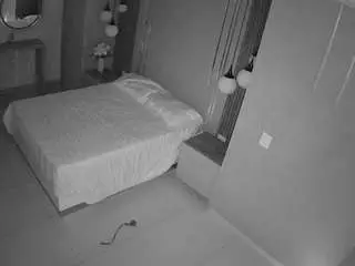 Camsoda Free Porn Cam of voyeurcam-casa-salsa-bedroom-10