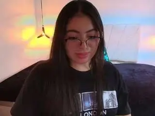 Camsoda Sex Cam of mia-wils