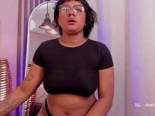 Camsoda Sex Chat of domiiniquex