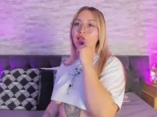 Camsoda Sex Chat of rachel-quenby