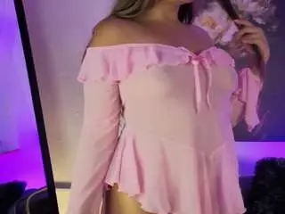 Camsoda Sex Cam of raven-walker