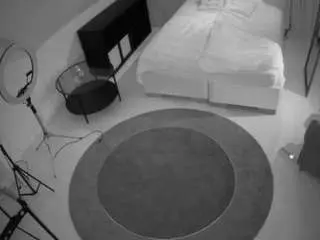 Camsoda Adult Webcam of voyeurcam-julmodels-whitebed-1