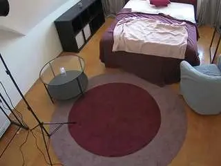 Camsoda Live Porn of voyeurcam-julmodels-whitebed-1