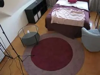 Camsoda Private Sex Chat of voyeurcam-julmodels-whitebed-1