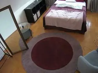 Camsoda Sex Chat of voyeurcam-julmodels-whitebed-1