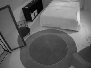 Camsoda Sex Cam of voyeurcam-julmodels-whitebed-1