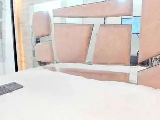 Camsoda Nude Webcam of kendall-grace