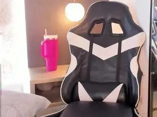Camsoda Private Sex Chat of mia-collins96