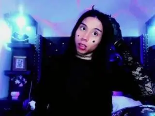Camsoda Sex Cam of miikaelaortiz