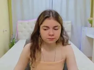 Camsoda Adult Webcam of tinaredly