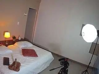 Camsoda Nude Webcam of voyeurcam-jb-room-2