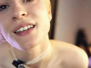 Camsoda Live Sex Cam of elenoramowatt