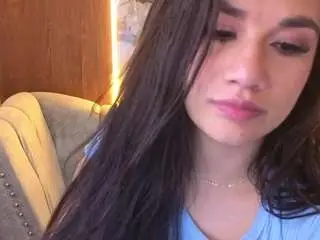 Camsoda Sex Cam of violetta-jhonsson-v