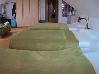 Camsoda Adult Webcams of voyeurcam-julmodels-bed-3