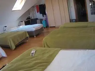 Camsoda Private Sex Chat of voyeurcam-julmodels-bed-3