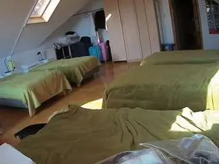 Camsoda Free Porn Cam of voyeurcam-julmodels-bed-3