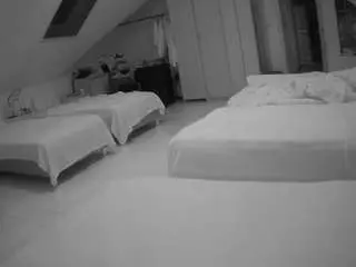 Camsoda Free Live Porn of voyeurcam-julmodels-bed-3