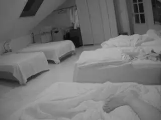 Camsoda Best live sex cam show of voyeurcam-julmodels-bed-3