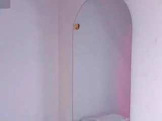 Camsoda Best Webcam of violett-hott