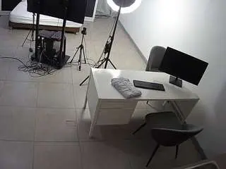 Camsoda Private Sex Chat of voyeurcam-jb-photo-studio