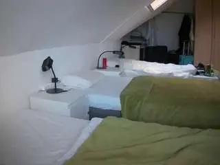 Camsoda Adult Webcam of voyeurcam-julmodels-bed-4