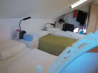 Camsoda Live Sex of voyeurcam-julmodels-bed-4