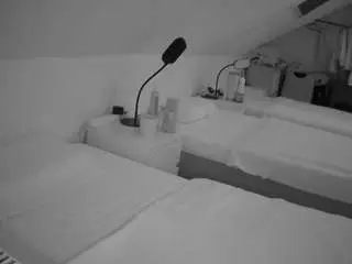 Camsoda Adult Video Chat of voyeurcam-julmodels-bed-4