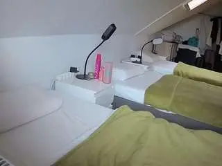 Camsoda Live Porn of voyeurcam-julmodels-bed-4