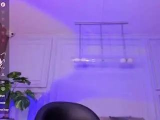 Camsoda Free Porn Cam of keytin-thomson