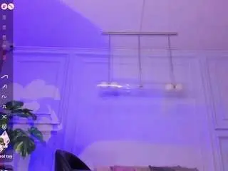 Camsoda Watch Live Sex Cams of keytin-thomson