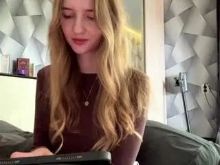 Camsoda Sex Cam of rebbecabezak