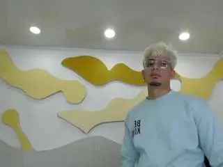 Camsoda Sex Cam of zeustrys