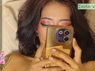 Camsoda Nude Webcam of zorra-violeta