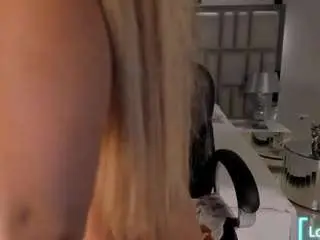 Camsoda Free Porn Cam of sophiepalmerx