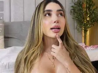 Camsoda Nude Webcam of annyy-rosse