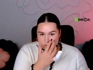 Camsoda Free Porn Cam of lola-fly