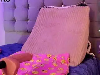Camsoda Free Porn Cam of sweetsamy1