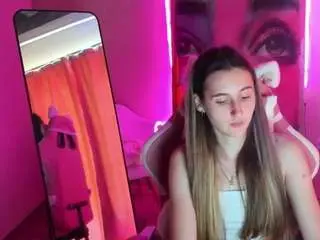 Camsoda Adult Webcam of ave-costly