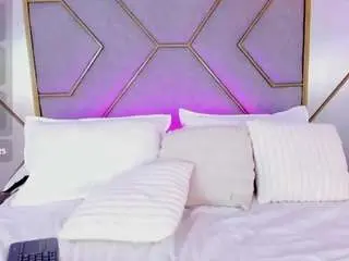 Camsoda Free Porn Cam of crysttalmoon