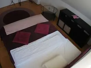 Camsoda Watch Live Sex Cams of voyeurcam-julmodels-whitebed-2