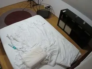 Camsoda Best live sex cam show of voyeurcam-julmodels-whitebed-2