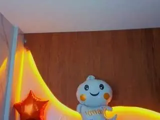 Camsoda Free Porn Cam of bella-vibes-s