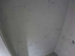 Camsoda Sex Chat of voyeurcam-casa-salsa-bathroom-8