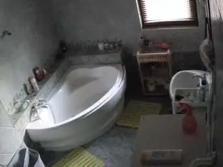 Camsoda Best live sex cam show of voyeurcam-julmodels-bath-1st-2