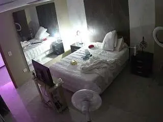 Camsoda Watch Live Sex Cams of voyeurcam-casa-salsa-bedroom-4