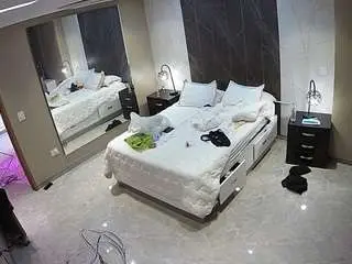 Camsoda Live Sex Cam of voyeurcam-casa-salsa-bedroom-4